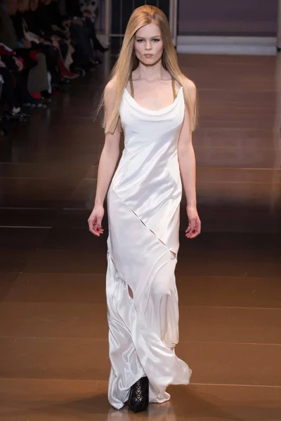 Look 51